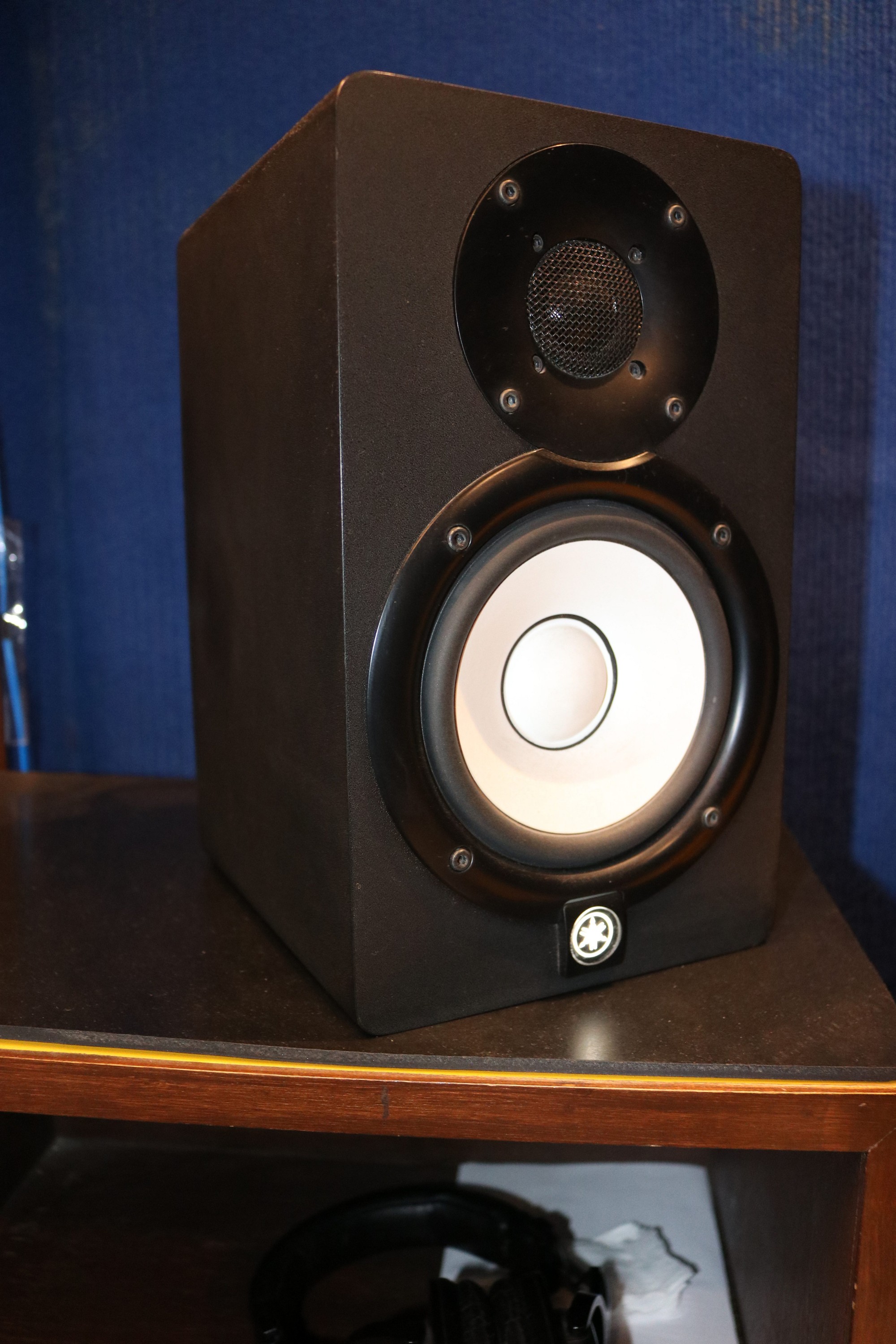 Studio Speaker